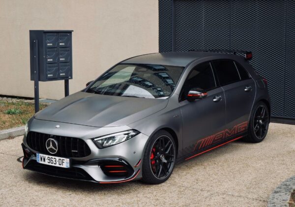 MERCEDES A45S STREET EDITION