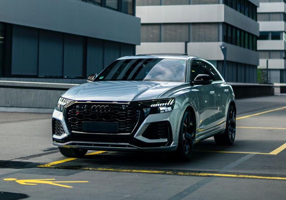 Audi RSQ8